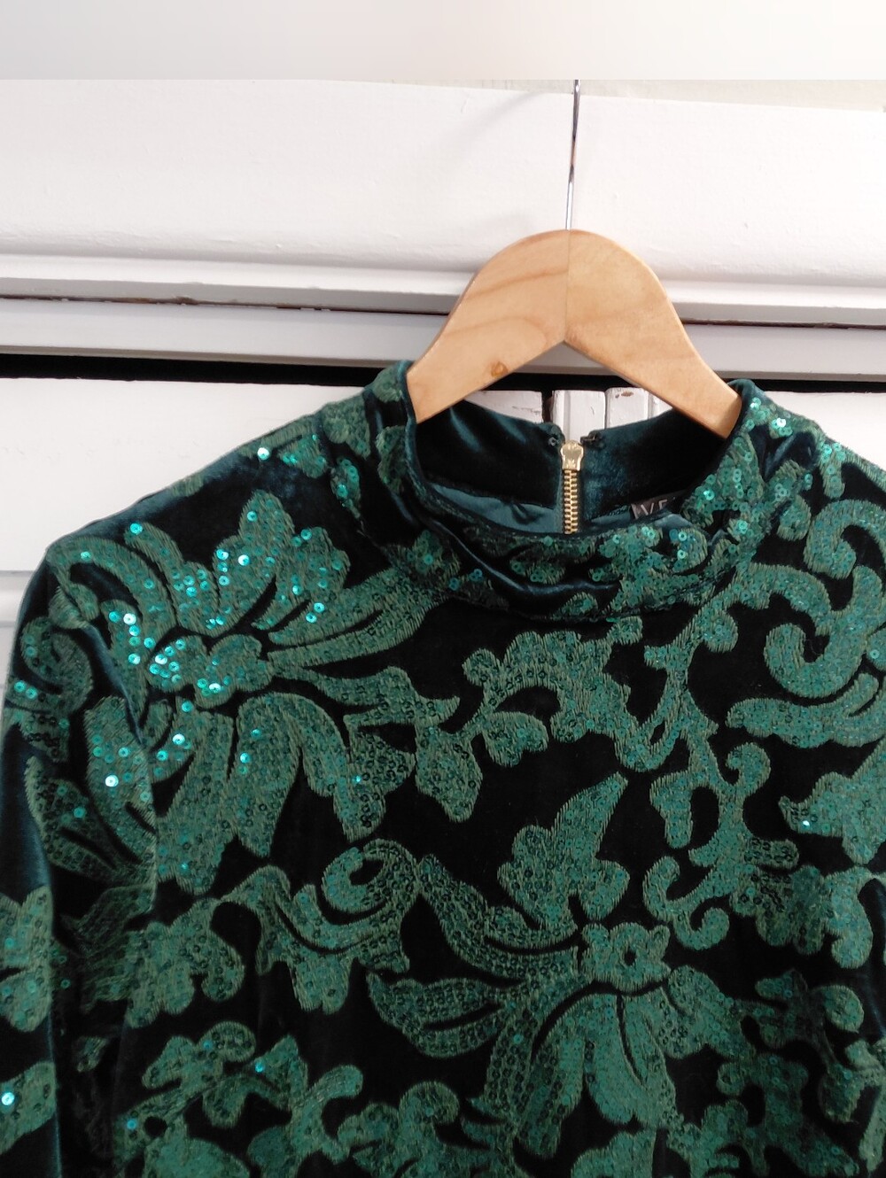 VENUS Emerald Green Velvet Floral Sequin Long Sleeve Mini Dress - Picture 4 of 11